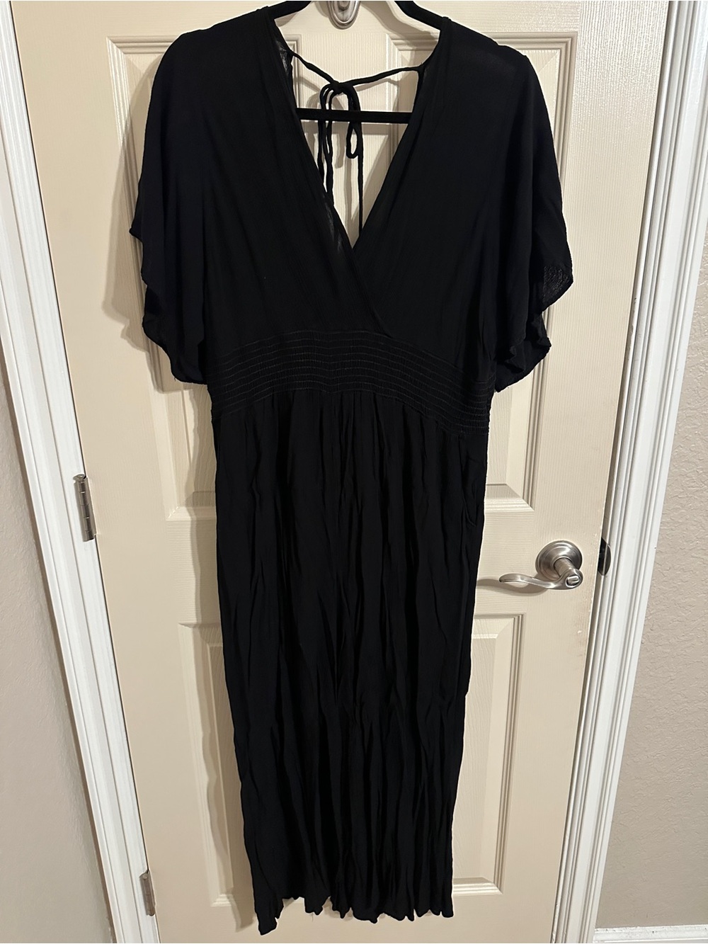 Final Touch V‑Neck Maxi Flutter Sleeve Cover Up Jumpsuit w Tie Back, Black, 2W